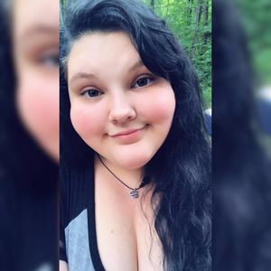 Meet your Posher, Kendra